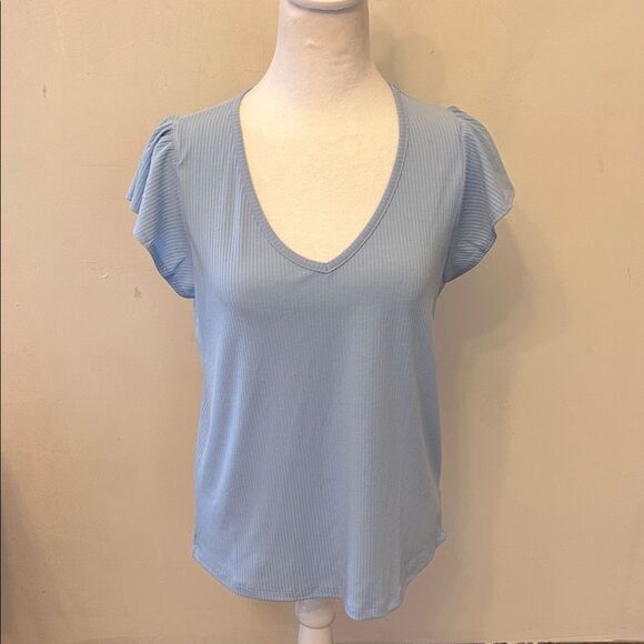 Staccato Marina light blue V neck flutter sleeve tee Size S New - Picture 1 of 9